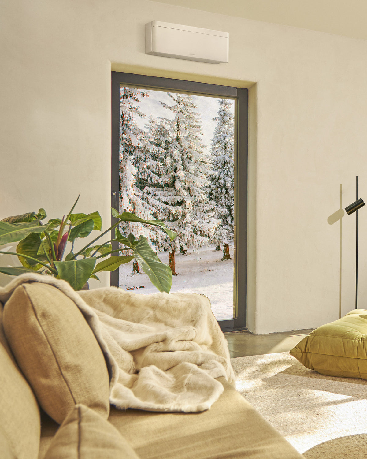 DAIKIN Stylish Nepura Biela FTXTA30CW — nástenná klimatizácia v interiéri