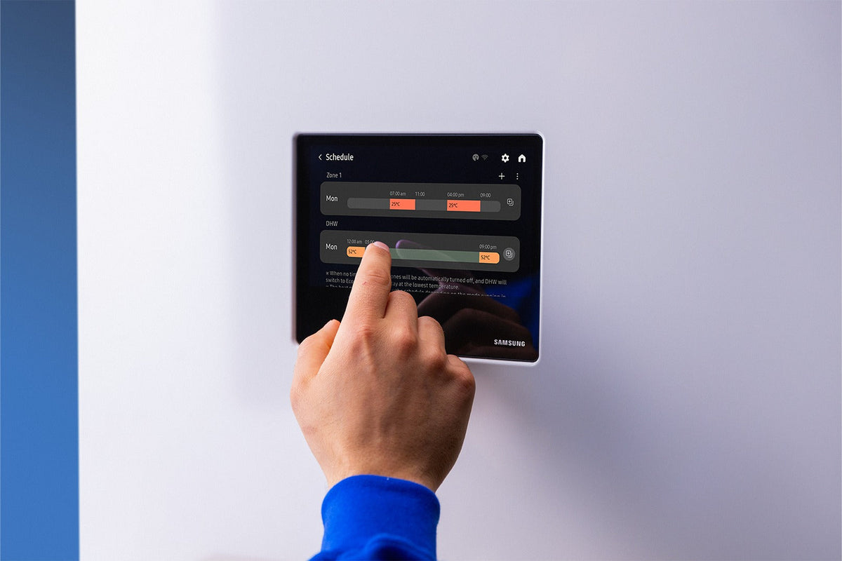 SAMSUNG EHS Mono HT 14 kW – 200 l · 2 zóny, 3f — dotykový displej AI Home
