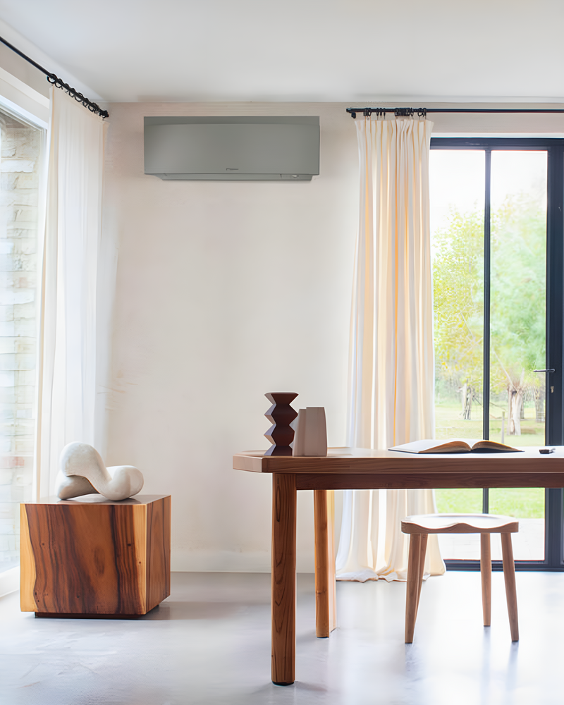 DAIKIN Emura
