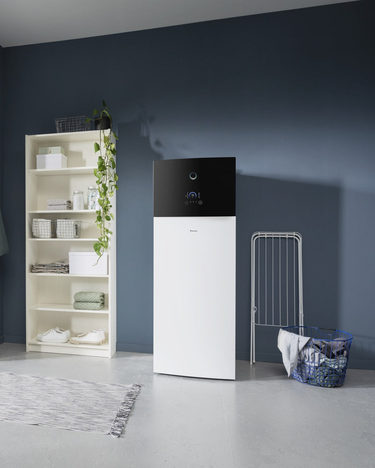 Hydromodul DAIKIN Altherma X Series so zásobníkom teplej vody v technickej miestnosti